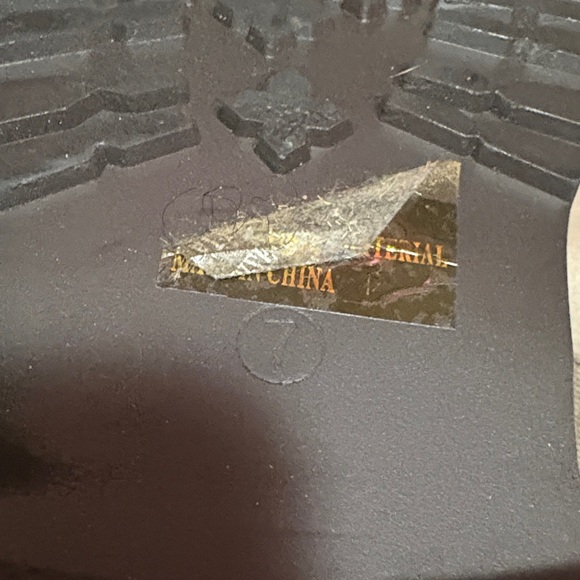 Groove Tan and Brown Lace-Up Boots - Picture 4 of 6